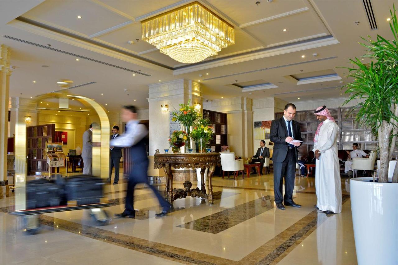 Radisson Blu Hotel, Dhahran Al-Khubar Exteriér fotografie