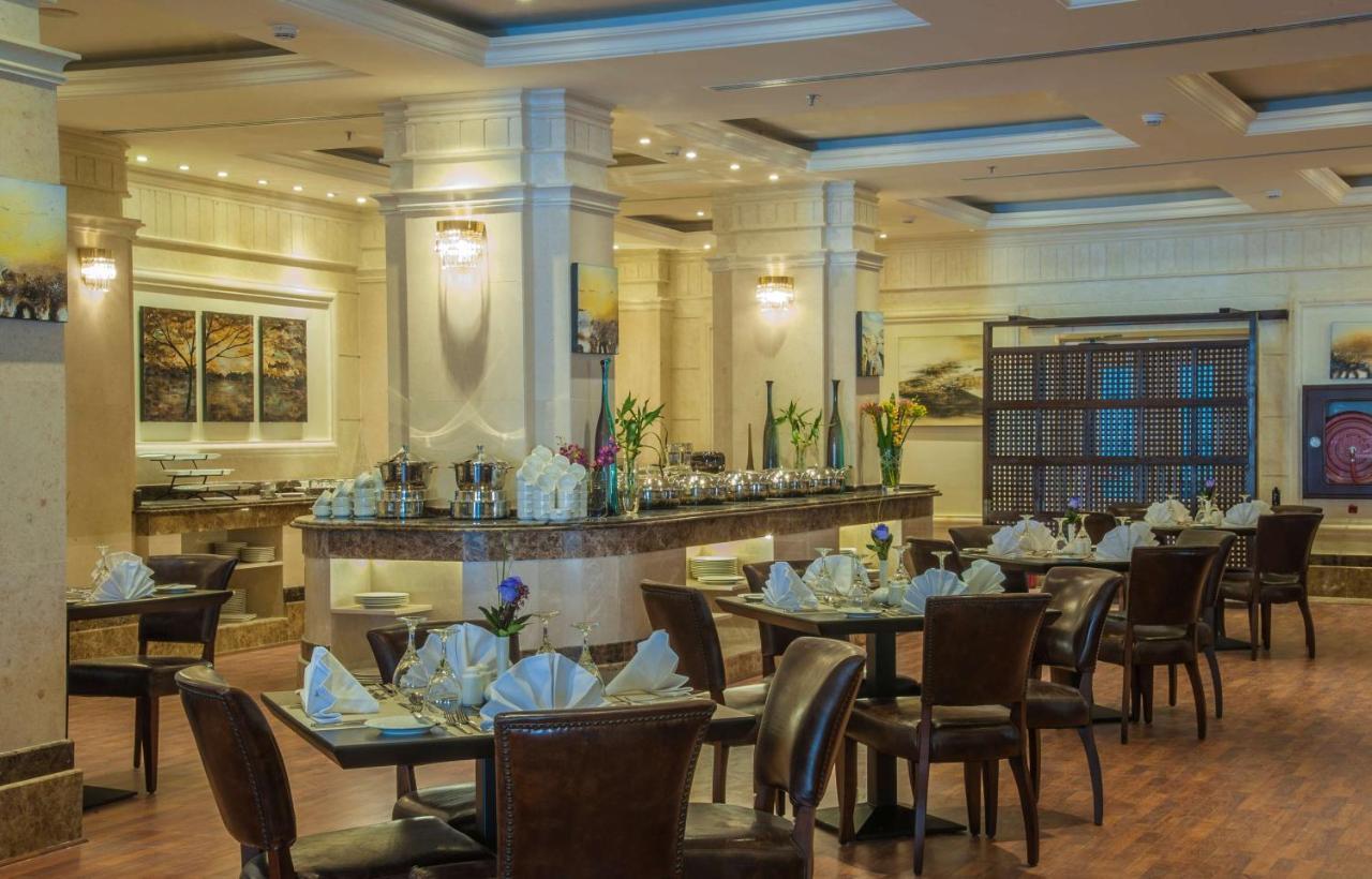 Radisson Blu Hotel, Dhahran Al-Khubar Exteriér fotografie