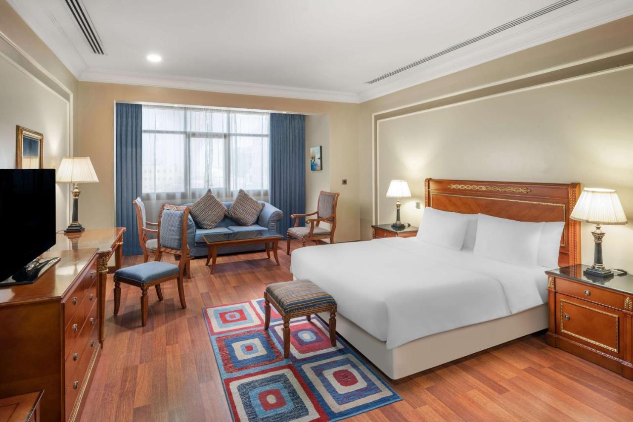 Radisson Blu Hotel, Dhahran Al-Khubar Exteriér fotografie